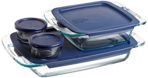 Pyrex glasss bakeware