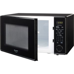 huge interior of this microwave to accomodate large size food items