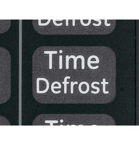 time defrost and many advanced features