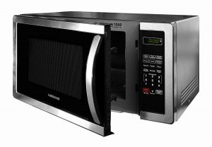 1000-watt microwave with half opened door