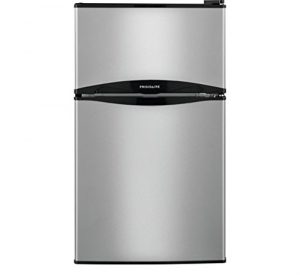 DMAFRIGFFPS3122QM - Frigidaire 3.1 Cu. Ft. Compact Refrigerator