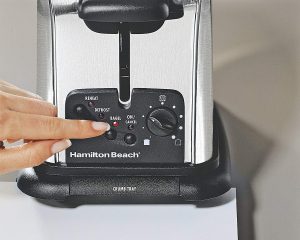 Hamilton Beach Classic Chrome 4 Slice Toaster (24790) switches and see how to use