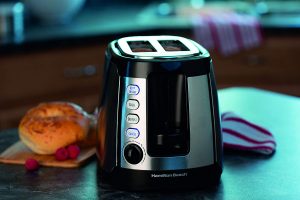 the Hamilton Beach toaster is a great way of preparing breakfast quickly