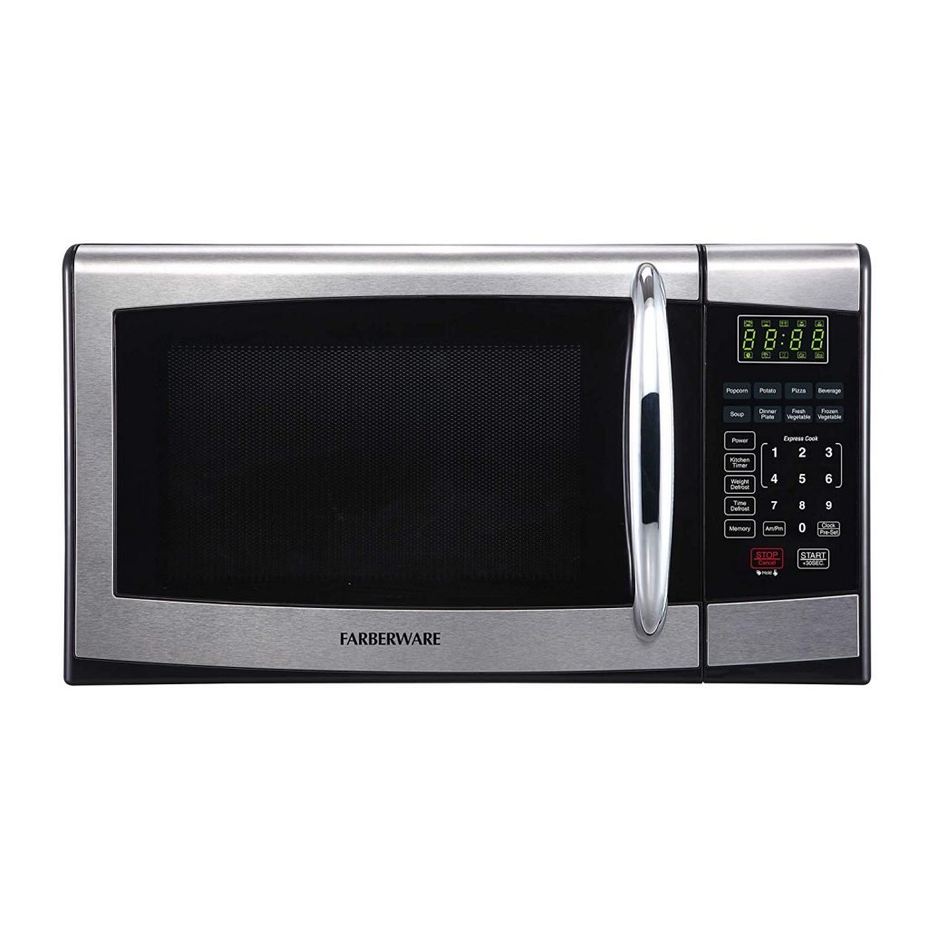 Hamilton Beech .9 cubic foot 900 watt microwave (Red)