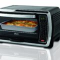 Oster Large Capacity Countertop 6-Slice Digital Convection Toaster Oven