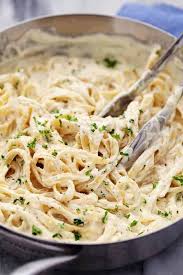 How to make Alfredo sauce