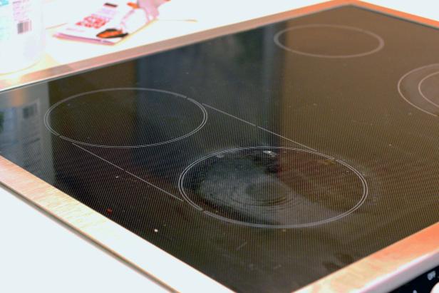 how to clean glass stovetop