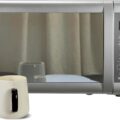 Emerson 0.7 Cu. Ft. Touch Control Microwave